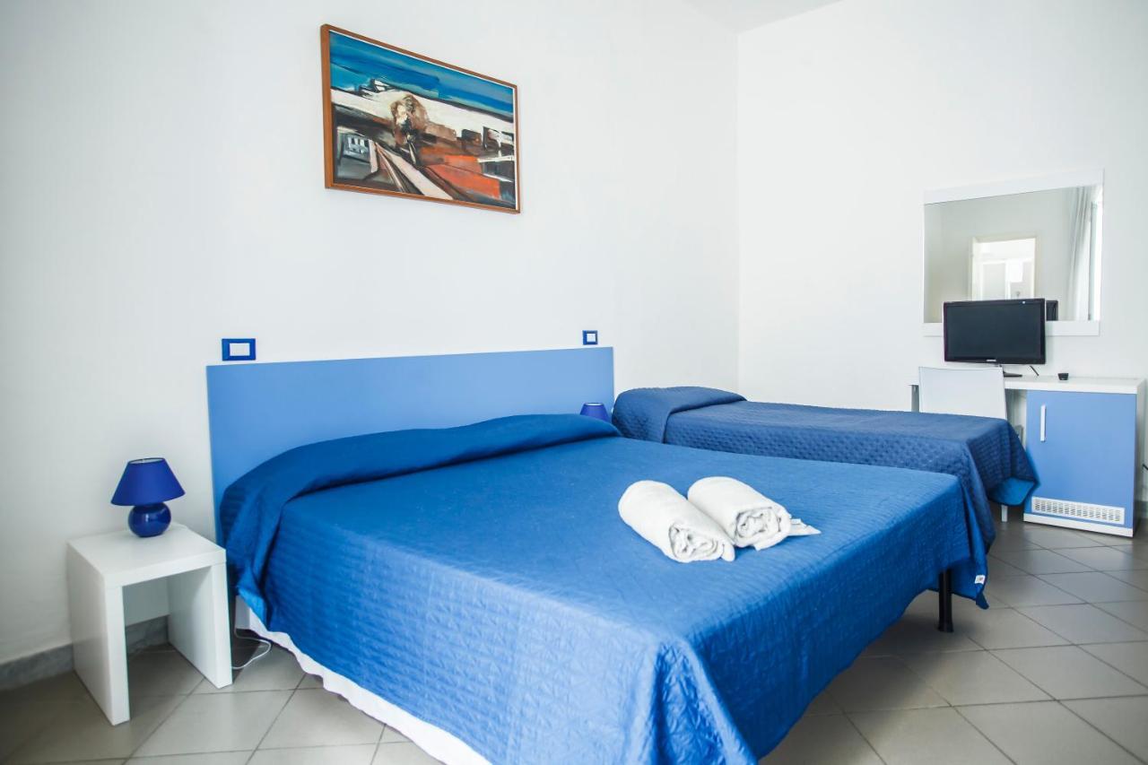 Rex Hotel