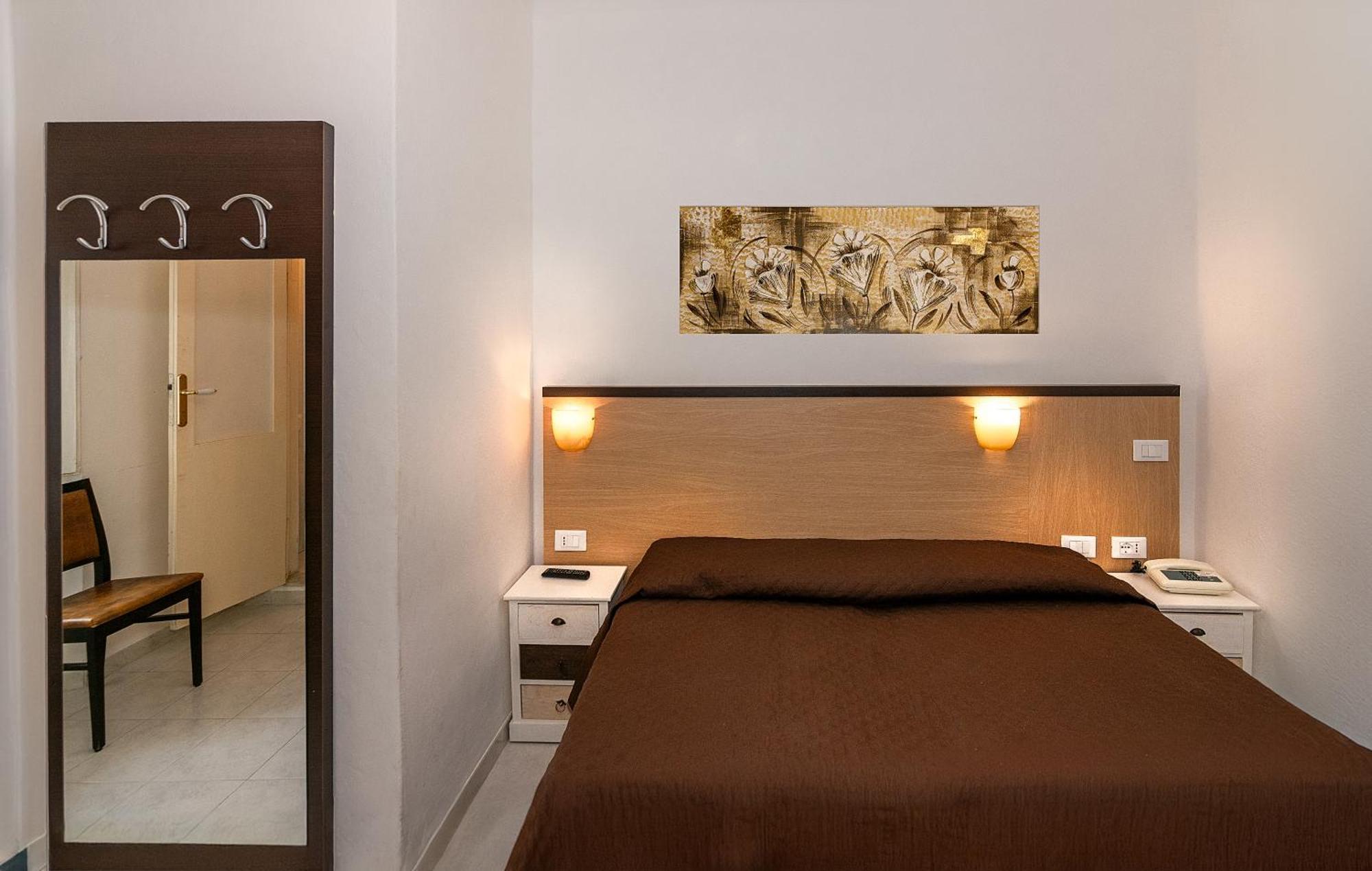 Rex Hotel
